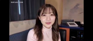 中学妹子修长美腿的袜袜秀，绝对领遇超诱人